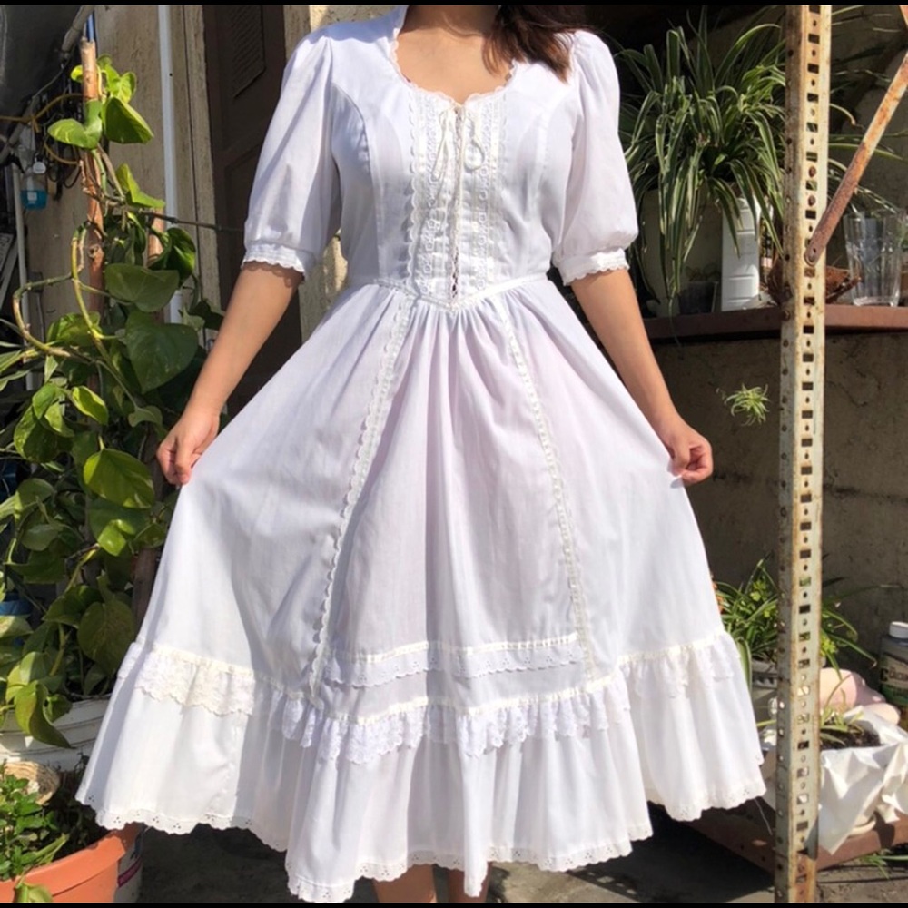 Vintage 1970’s Gunne Sax Midi Dress